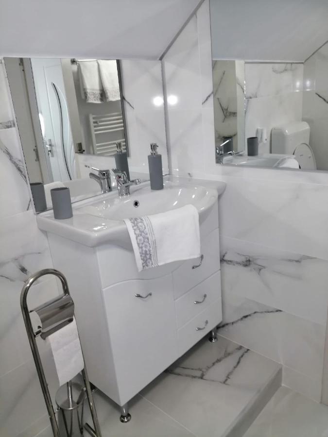קלוז'-נאפוקה Lovely Loft מראה חיצוני תמונה